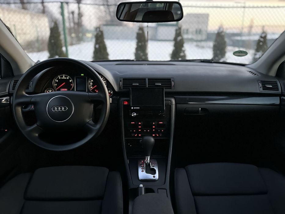 Продам Audi A4 b6 2003