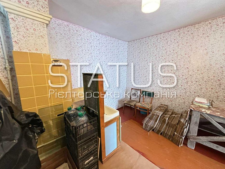 Продаж частини будинку біля стадіону Ворскла.