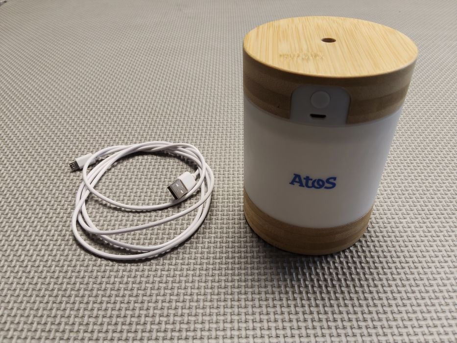 Firmowy dyfuzor na olejki eteryczne