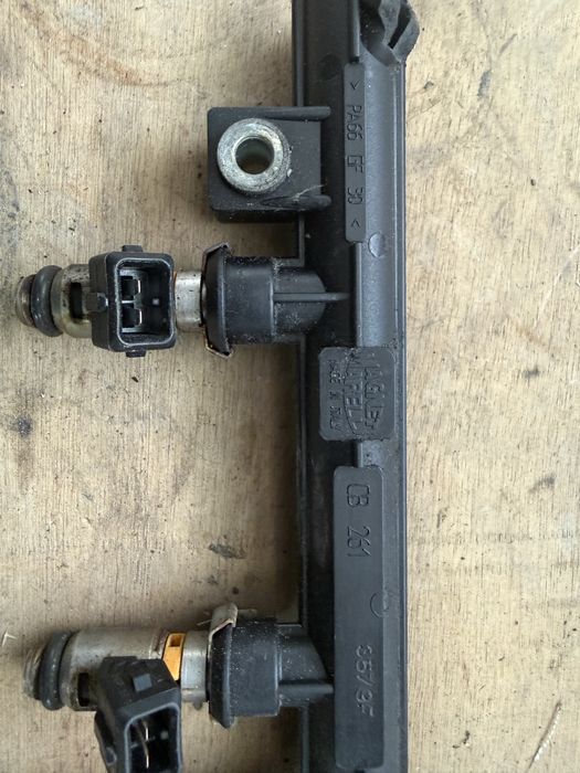 Régua / Rampa Injetores Magneti Marelli Fiat Punto / Panda / Palio 1.2 8V
