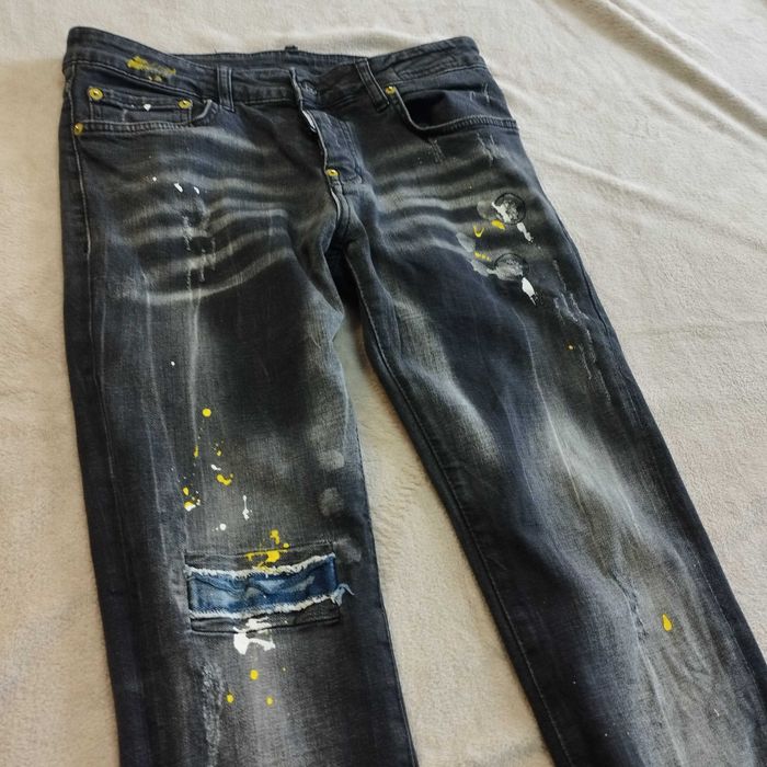 Spodnie jeansowe Dsquared2 rozm. 46