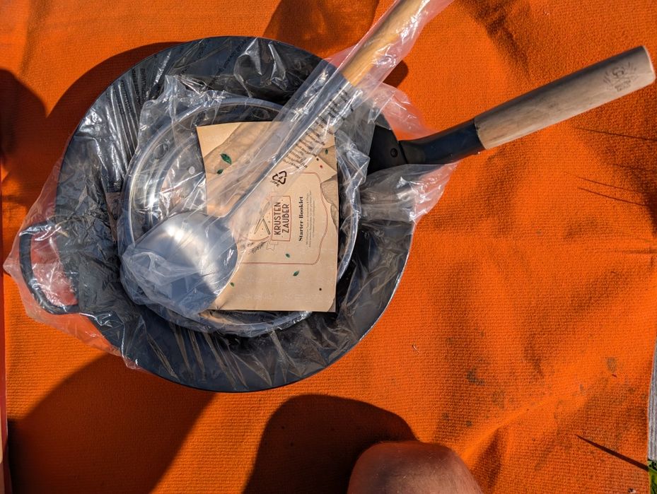 Wok krusten zauber stał weglowa