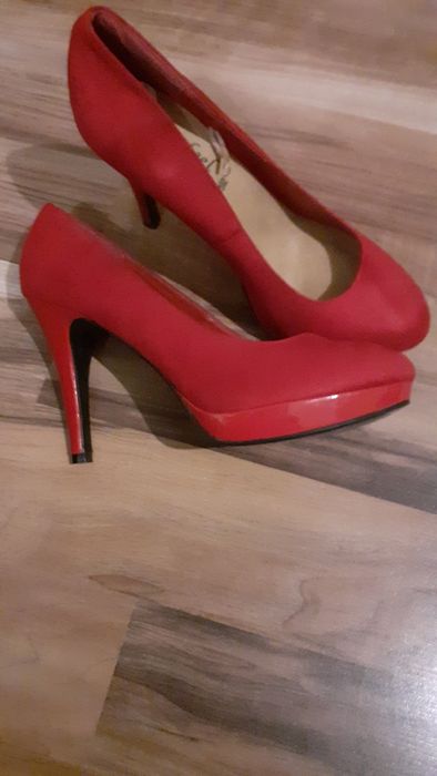 Buty rozm 40 PIĘKNE