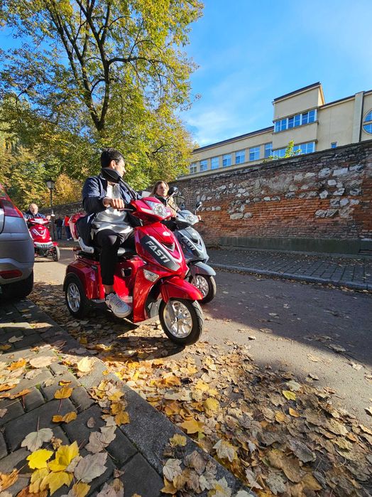 ELECTRORIDE: Skuter trójkołowy FASTI 3 uchwyt na kule + pokrowiec