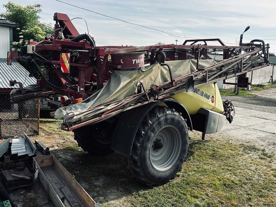 Opryskiwacz HARDI COMMANDER 4400 z rękawem