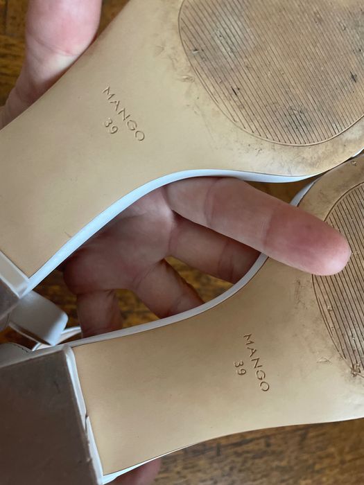 Босоніжки MANGO 39 р.