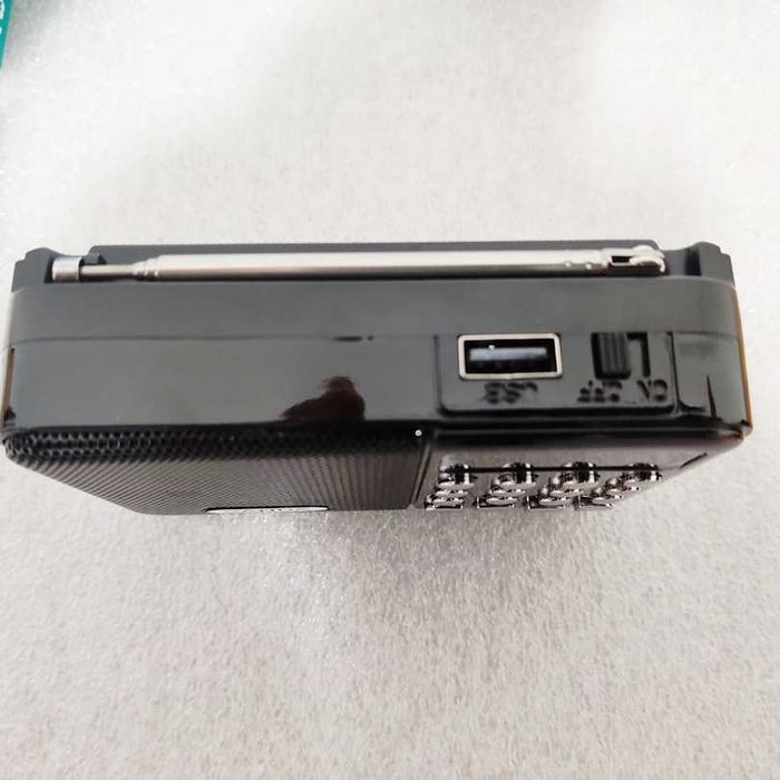 Radio Sanda SD-4037 bateria AM-FM bluetooth mp3 micro sd usb fones