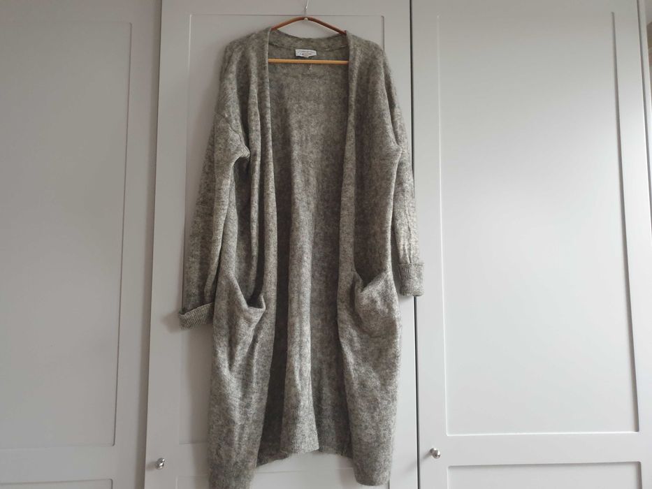 Sweter narzutka wełniany mohair moher płaszcz 38 & Other Stories