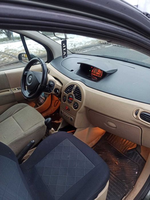 Sprzedam Renalut Modus