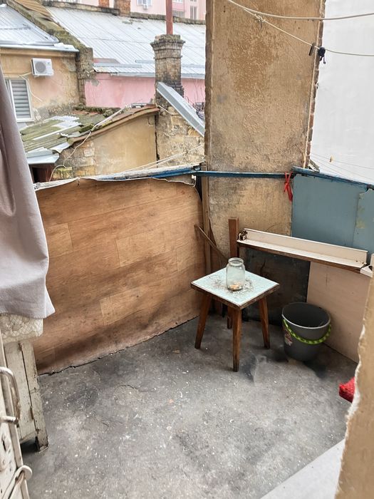 Льва Толстого/Нежинская. Центр, комната в комуне