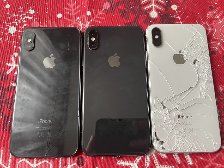 Продам iPhone SE2022 , XS, 8 заблоковані