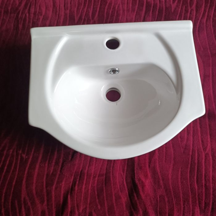 Umywalka ceramiczna sprzedam