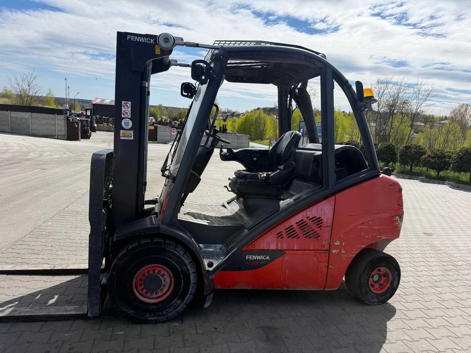 LINDE H35T EVO LPG Triplex вилковий навантажувач з ходу 4,7 м, позиціонер вил 2017 року