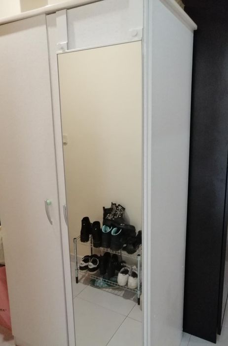 Wall-Mounted Mirror64752115964162121