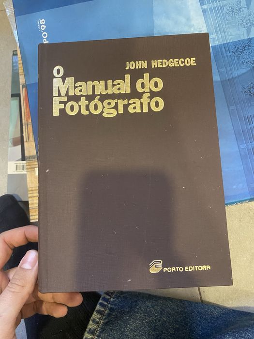 Vendo livros sobre arquitectura