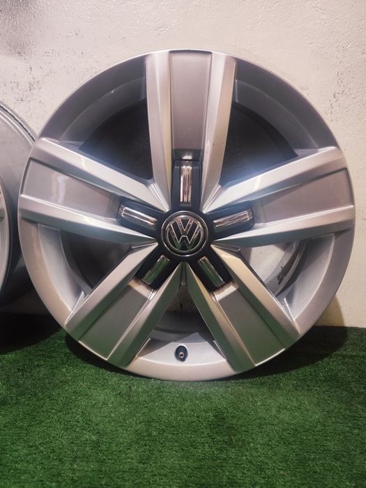 Felgi aluminiowe OE VW T5 T6 T7 17" 7J et55 5x120 multivan