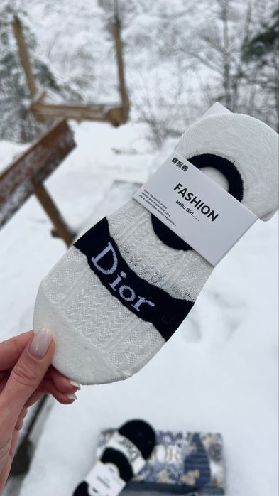 Шкарпетки - сліди dior