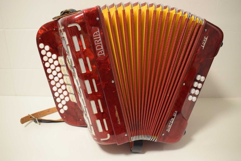 Concertina Adria Diaton III 3 Voz, N 110