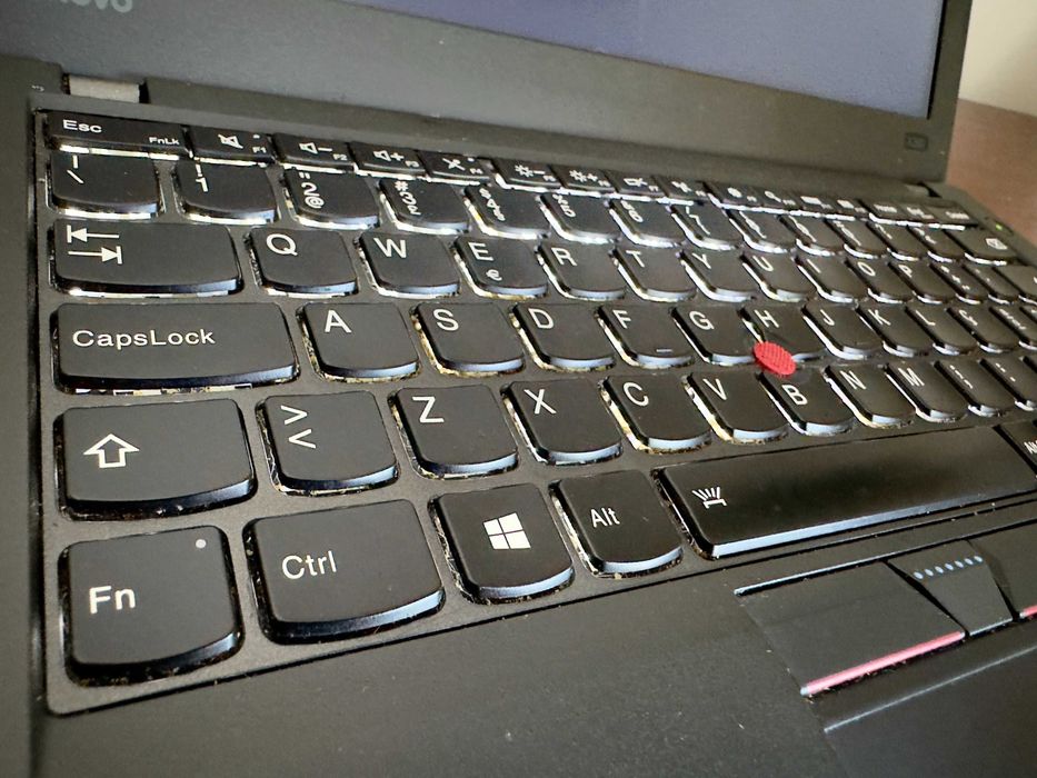 Lenovo ThinkPad X260 13"|i5-6200|8Gb Ram|Ssd M.2 256Gb|Leve 1.4Kg|