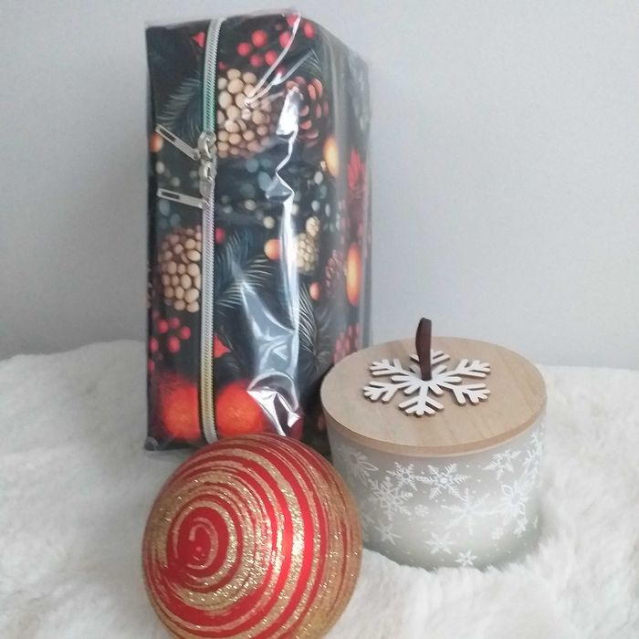 Kosmetyczki- komplet