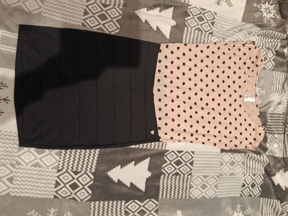 Sukienka w rozmiarze XS