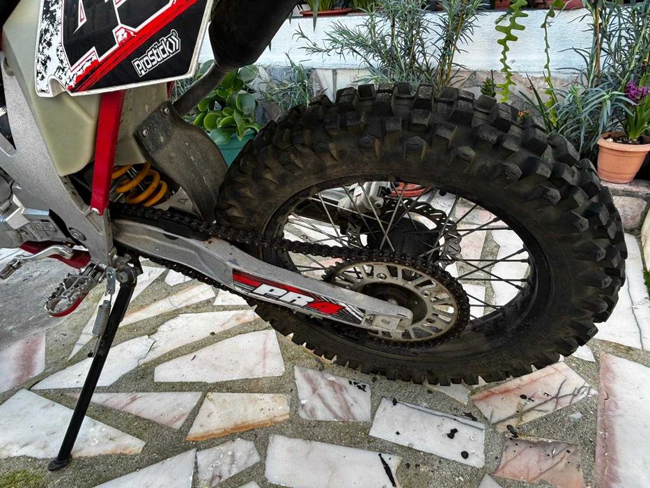 Ajp 125 pr4 (carta b)