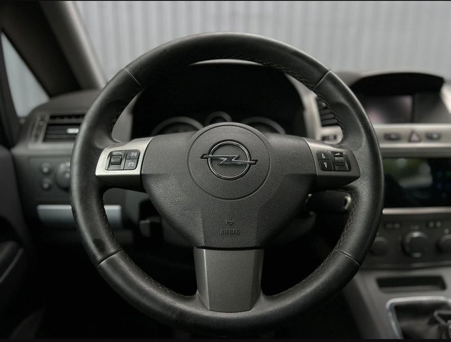 Opel Zafira B  1.6  2007