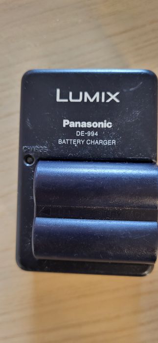 Panasonic Lumix DE-994A ładowarka z akumulatorem CGR S006E oryginał