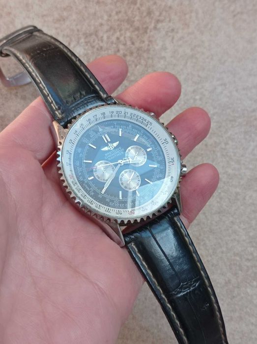 Часы Breitling Navitimer
