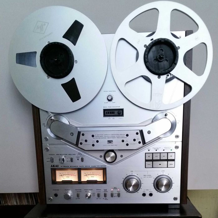 Magnetofon szpulowy AKAI GX-635D jak nowy.
