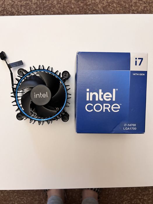 Кулер охолодження lga1700 i7+ коробка