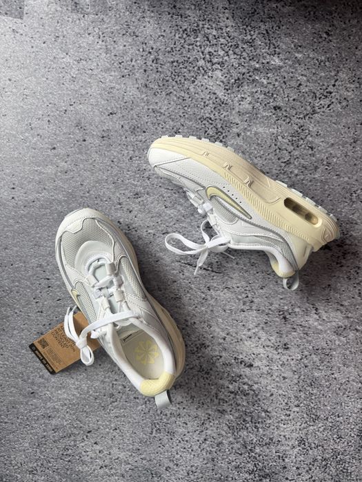 NIKE Air Max Bliss NN r. 36,5