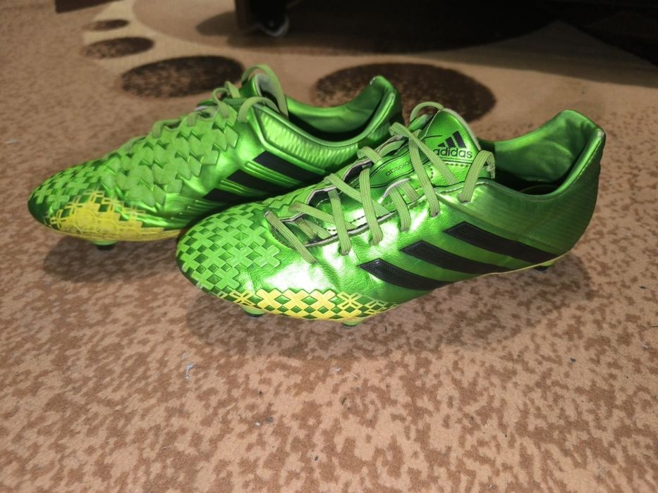 Бутси, Adidas predator 2013 рік