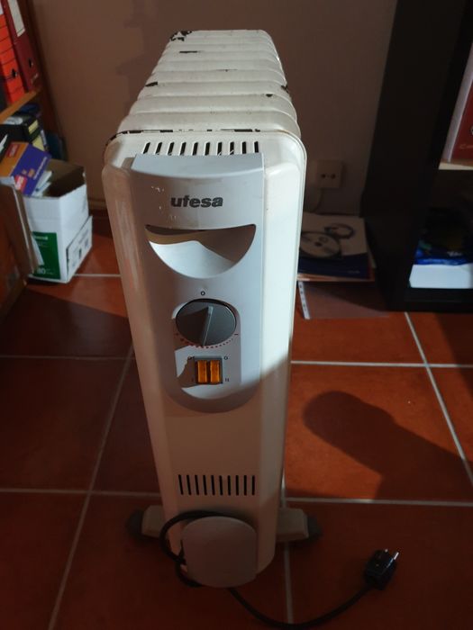 Aquecedor Óleo Ufesa 2500W
