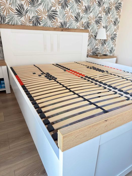 Komplet mebli do sypialni - łóżko 160×200 + 2 szafki + komoda