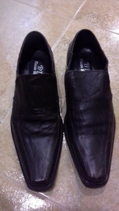 Sapatos homem pele castanhos