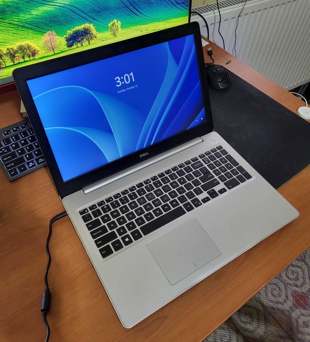 Dell Inpiron 5570 15' - 12GB Ram, I7 7500U