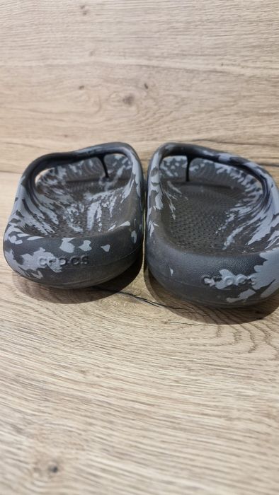 Japonki Crocs 43