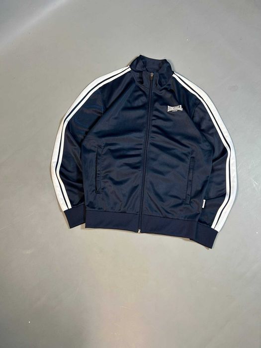 Олімпійка Lonsdale