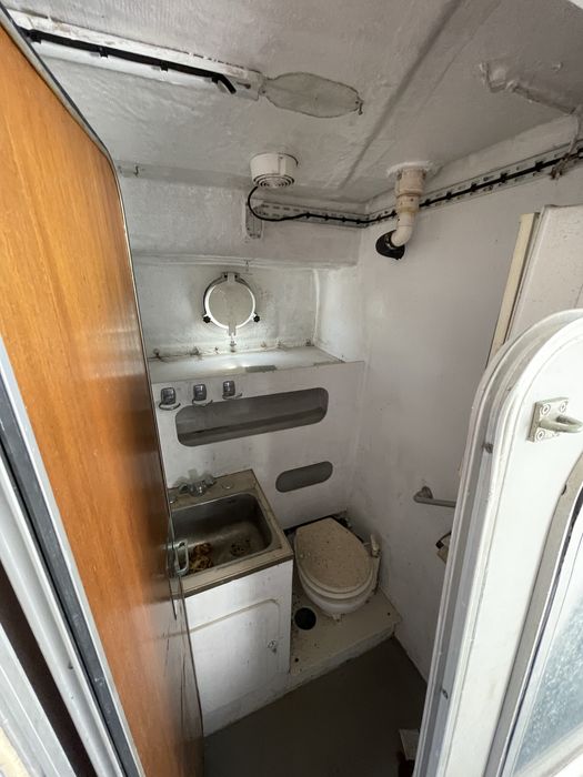 Barco Lancha 12m para Restauro