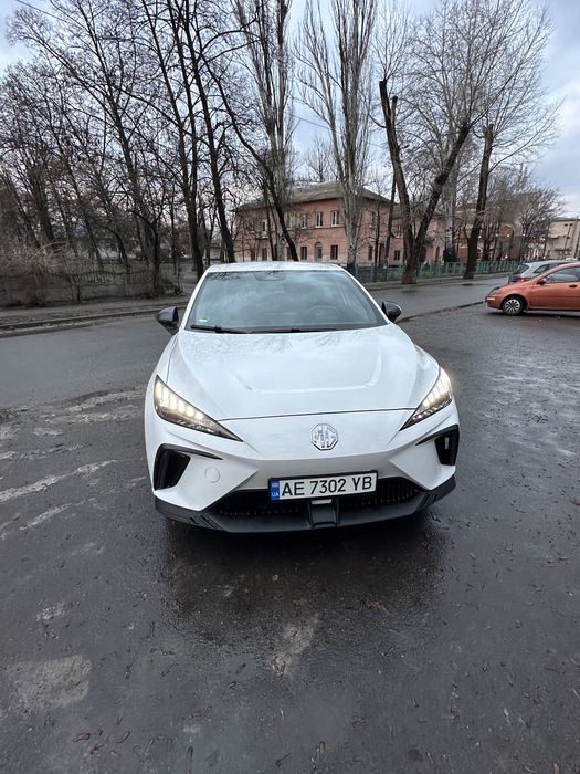 Продам авто MG 4 EV