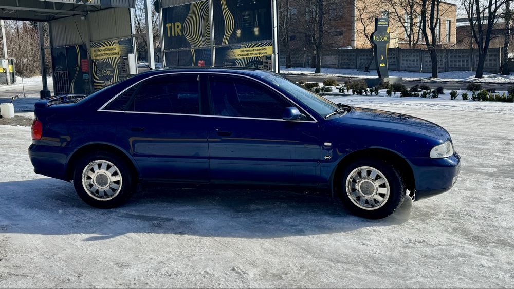 Audi a4 продам авто для військових ,хозяйське авто