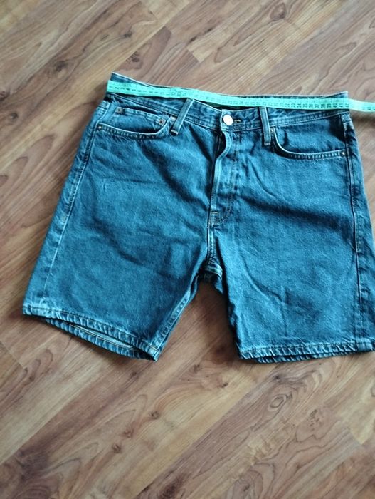 Krótkie spodenki męskie jeans