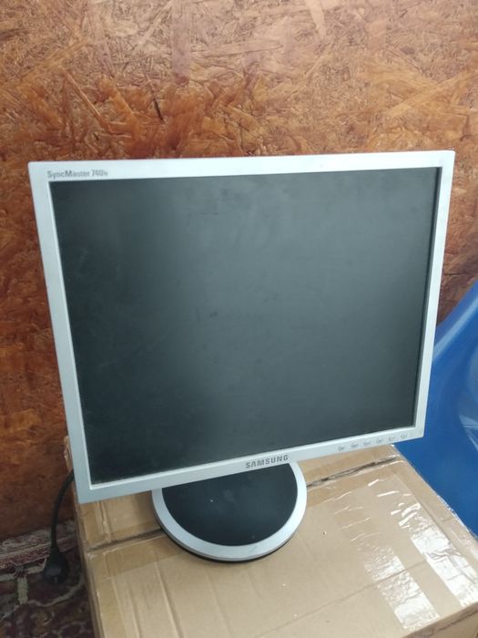 Монитор для пк , компьютера, рабочий монітор бу