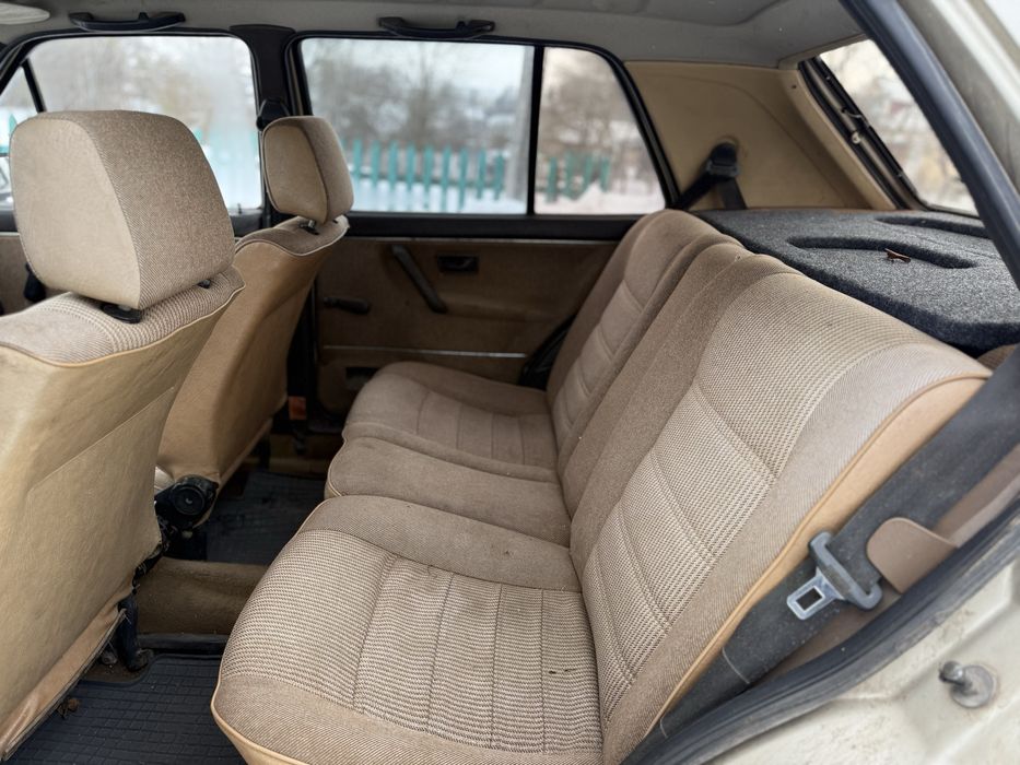 Volkswagen golf 2 Автомат 1.8 бензин