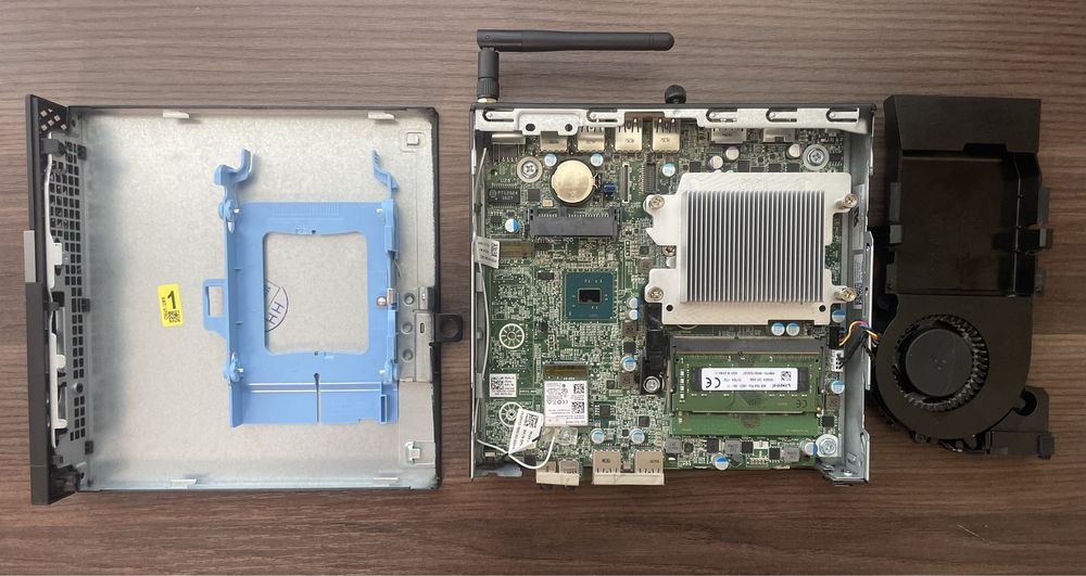 Неттоп - Мини ПК Dell 7040 c Wi-Fi • i5-6500T • DDR4 8ГБ • SSD 128ГБ