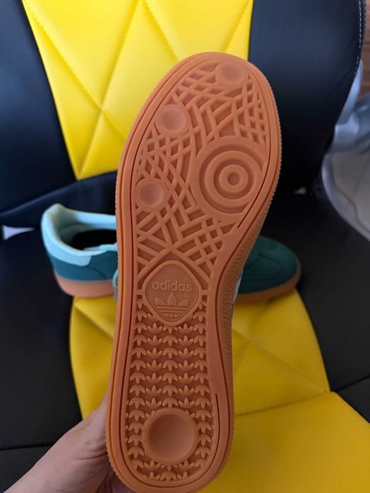Чоловічі кросівки Adidas Handball Spezial (зелені)