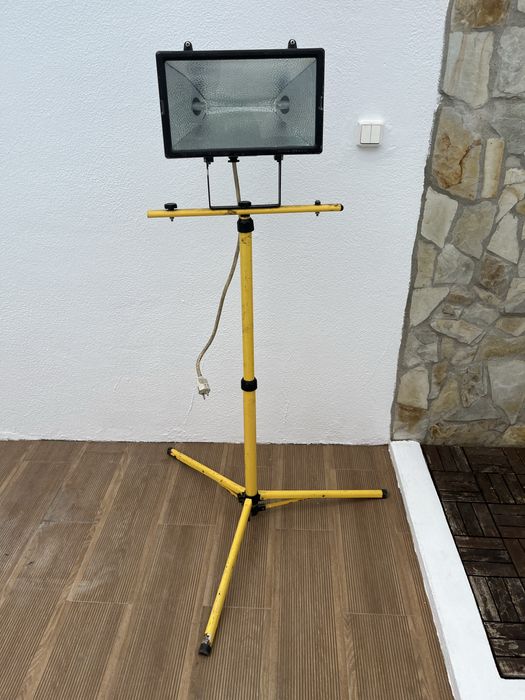 Vendo progetor de iluminação