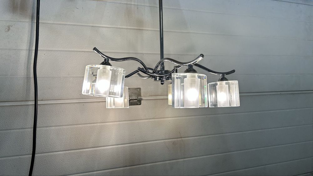 Lampy glamour żyrandole krysztalowe + kinkiety