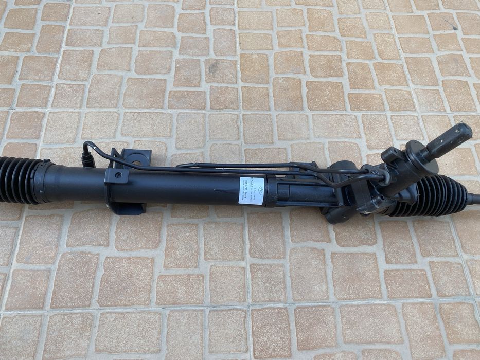 Caixa direcao Renault Laguna - Nova